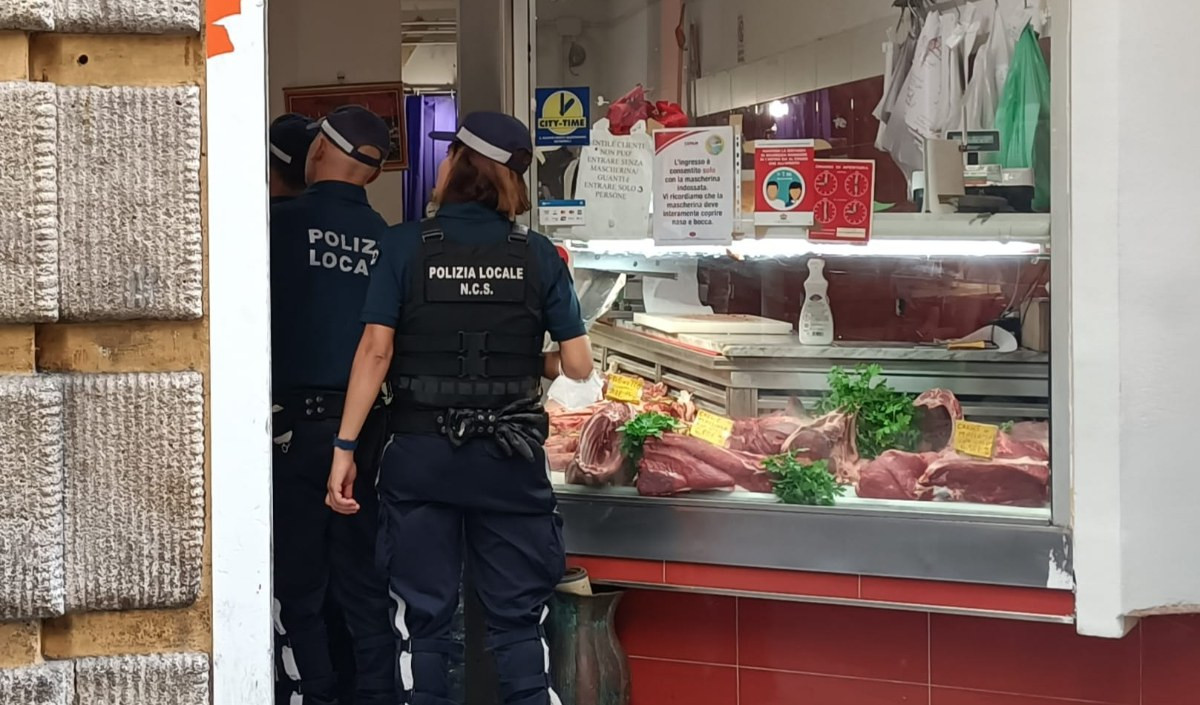 Genova, gravi carenze d'igiene: chiuso bar a Cornigliano