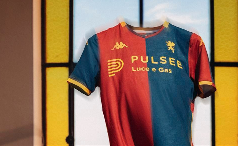 Genoa, ecco la nuova maglia con il logo vicino al cuore