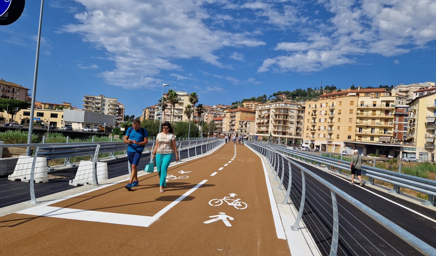 Inaugurato un nuovo tratto della ciclabile a Imperia