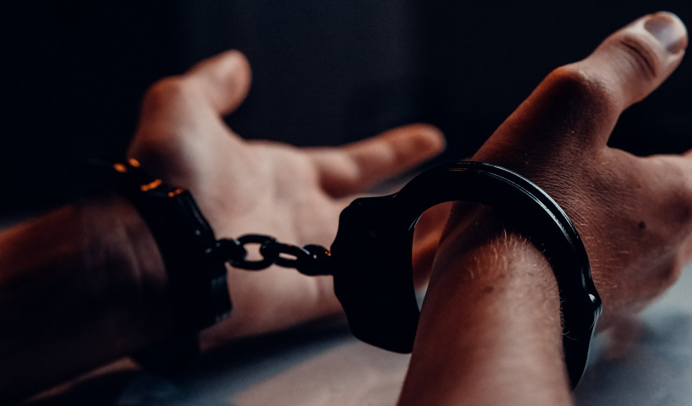 Arrestato ricercato a Genova: deve scontare 4 anni per maltrattamenti
