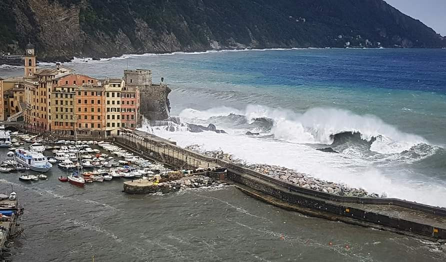 Avviso di Arpal per mareggiate intense nel Levante ligure