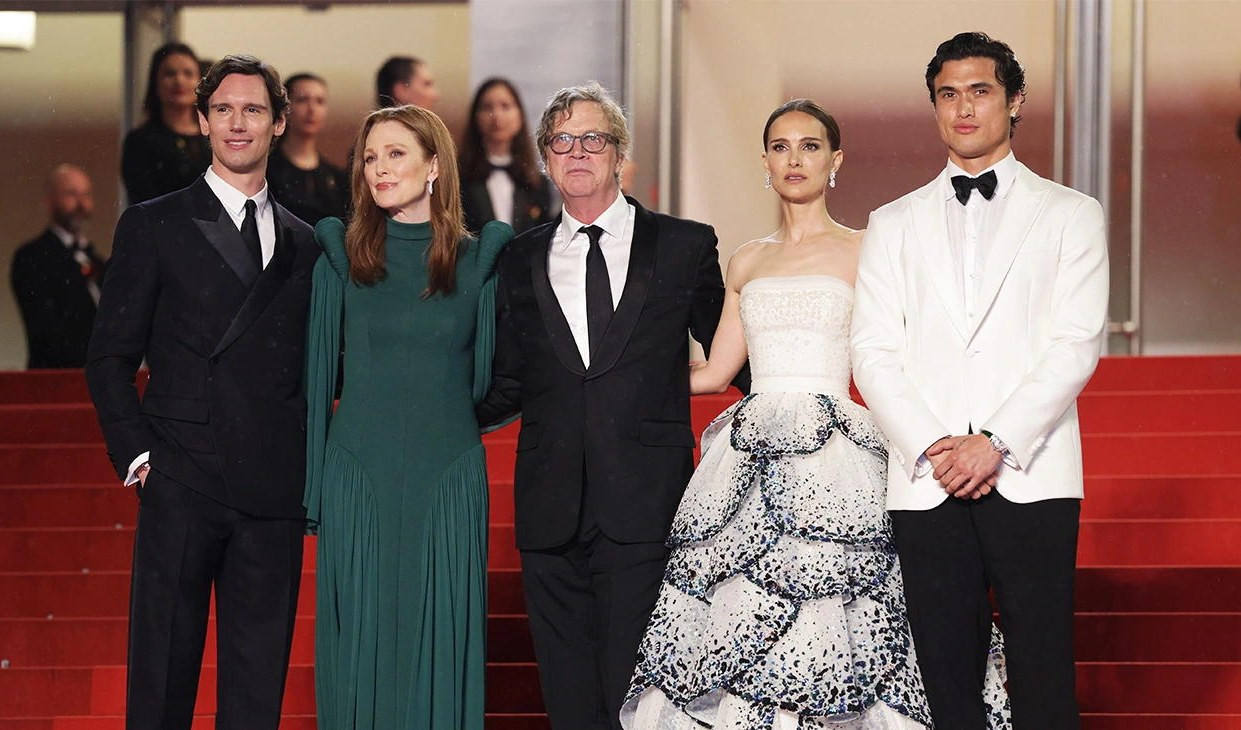 'May december' porta Julianne Moore e Natalie Portman sul red carpet di Cannes