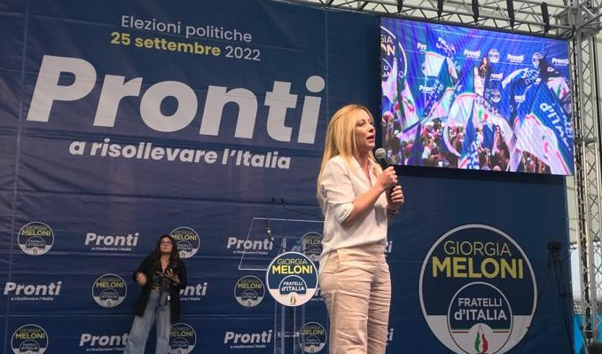 Genova, pienone per Giorgia Meloni: 