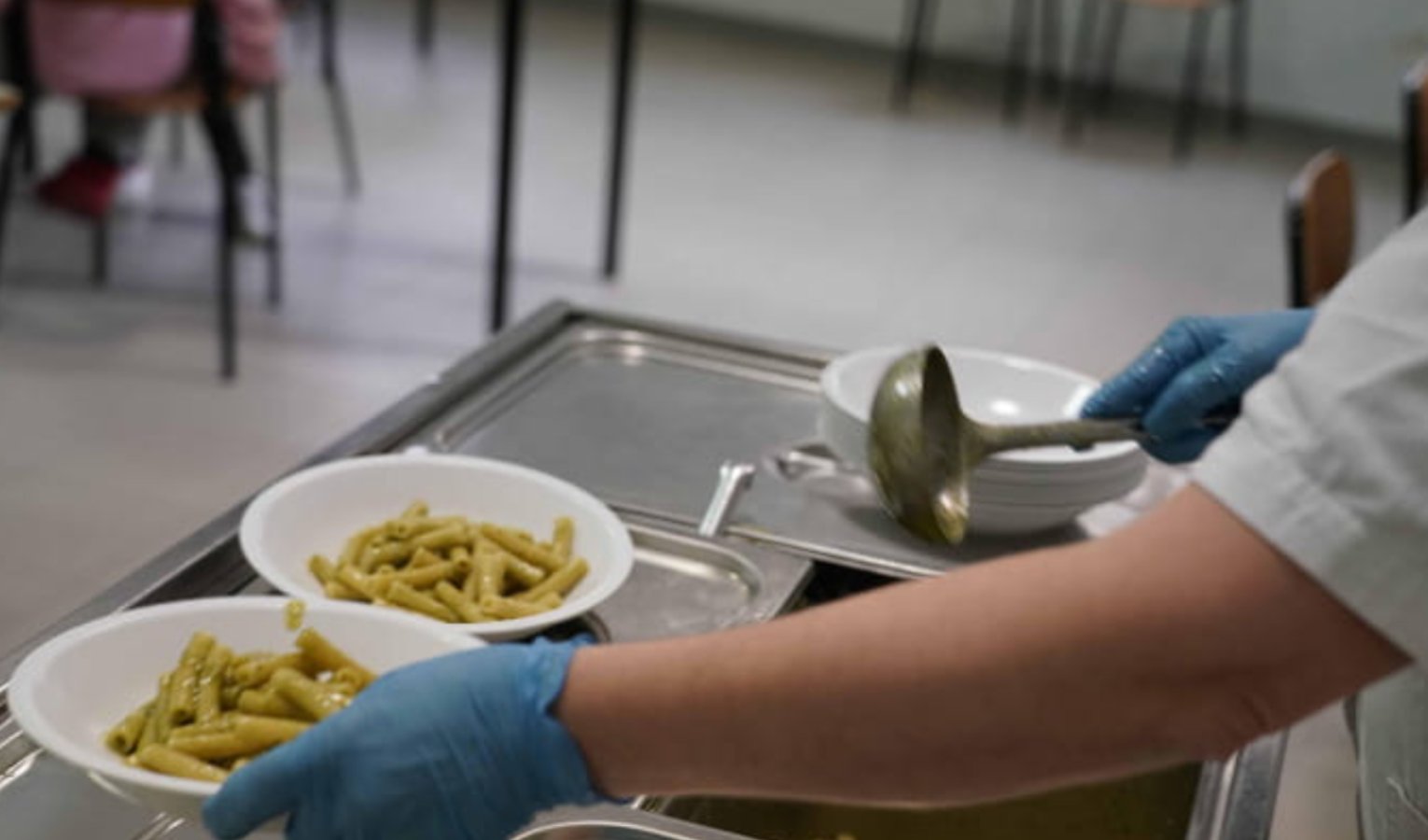 Mense scolastiche a Genova, ecco le garanzie per i lavoratori 