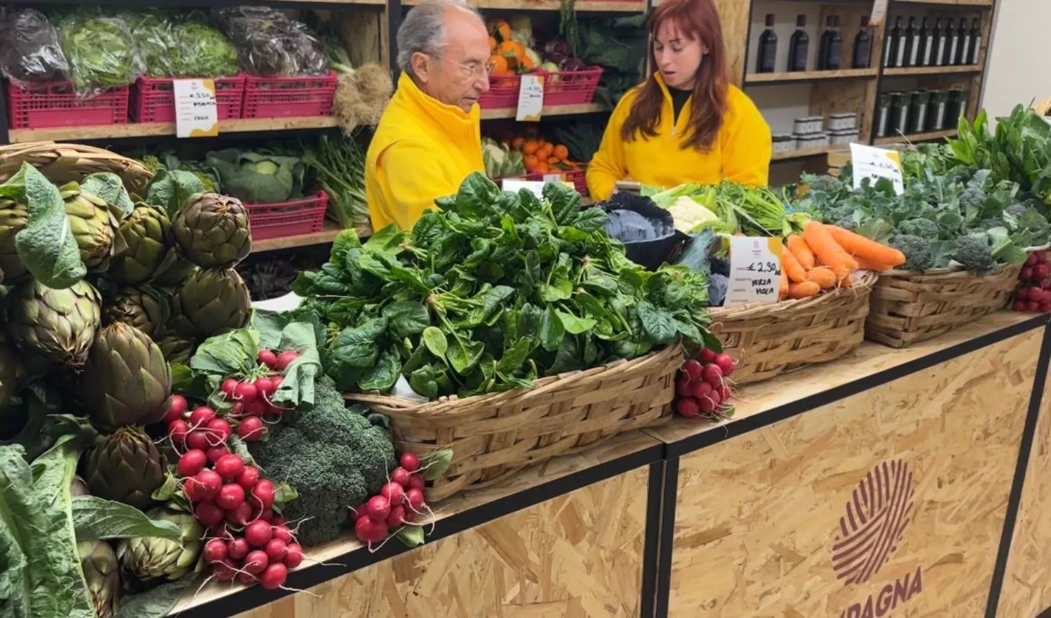 Successo per il primo sabato del mercato coperto contadino di Genova 