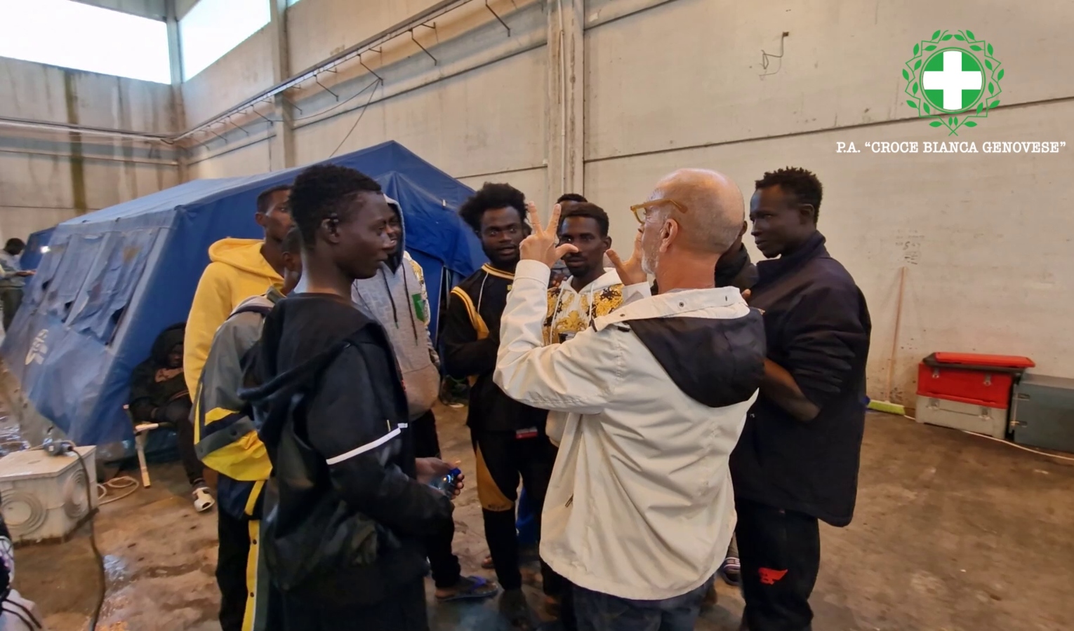 Croce Bianca Genovese vs migranti: è tempo di partita di calcio
