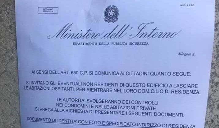 Volantino sui portoni del ministero: 