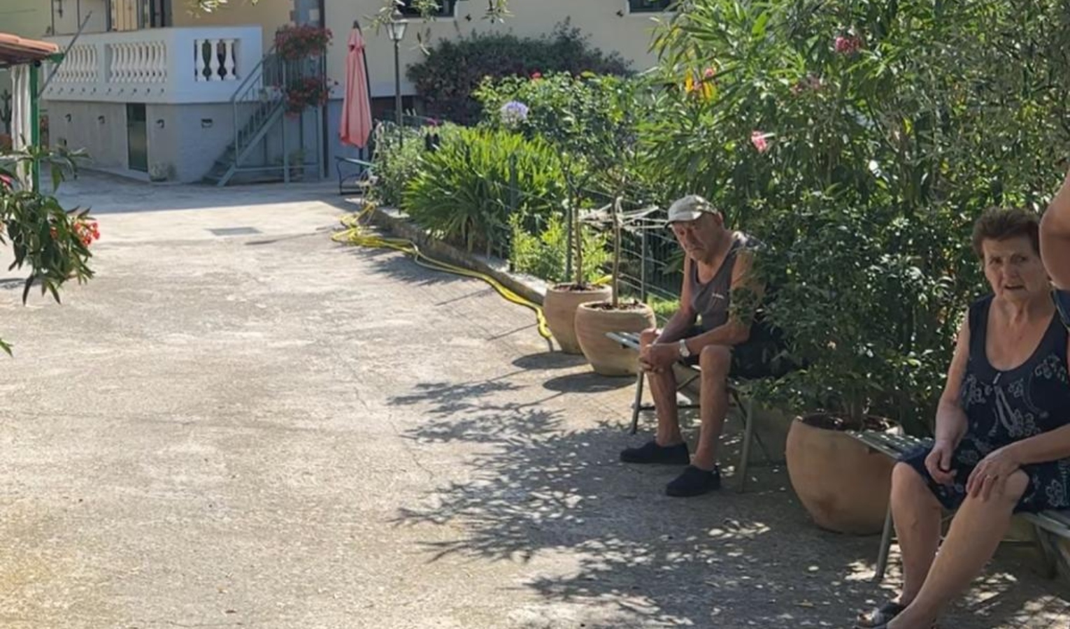 Auto contro albero, avevano 85 e 82 anni i coniugi morti nello schianto