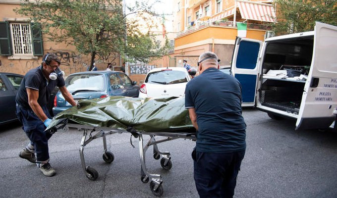 Genova, odore nauseabondo: l'inquilino era morto da due settimane