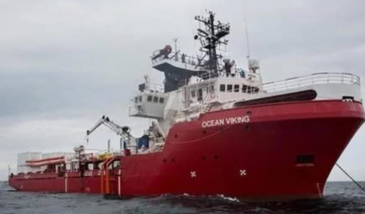 La Ocean Viking a Savona, a bordo 73 migranti: molti resteranno in Liguria