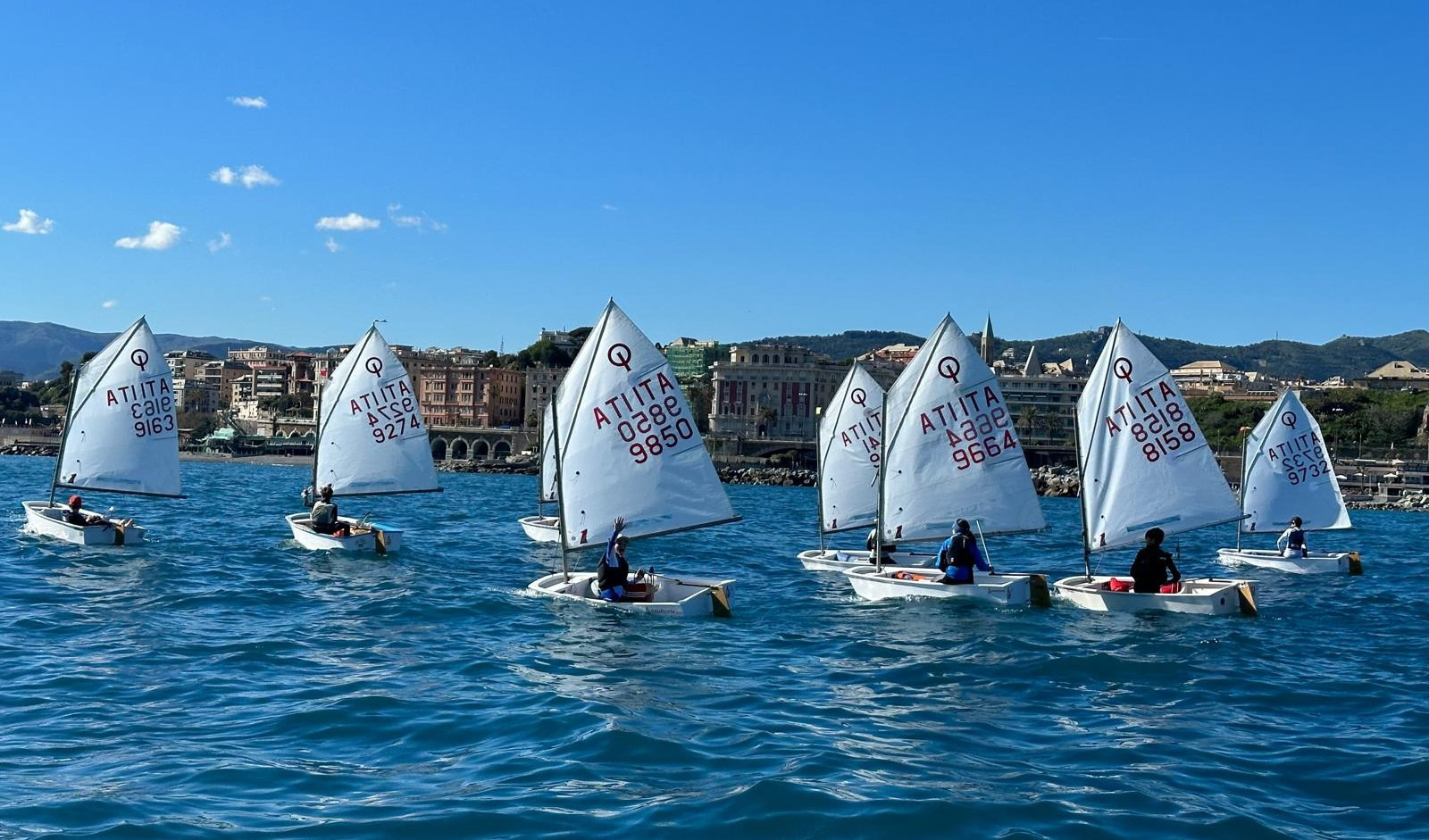 In mare con i corsi dello yacht club italiano a Genova in “Presa diretta”