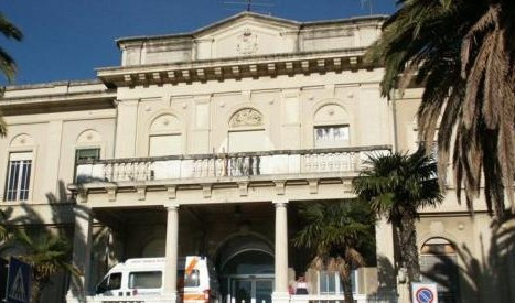 Ospedale Sanremo, svaligiati gli armadietti del personale