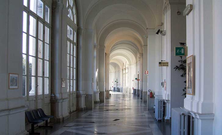 Il Ministero ha contestato la legge regionale che riconosceva il Galliera come ente pubblico Corridoio ospedale Galliera