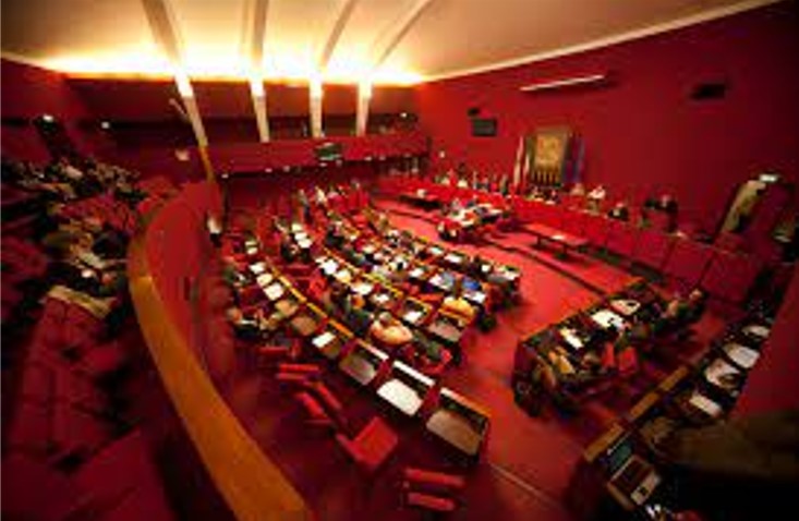 Domani Commissione Amiu dimezzata senza auditi