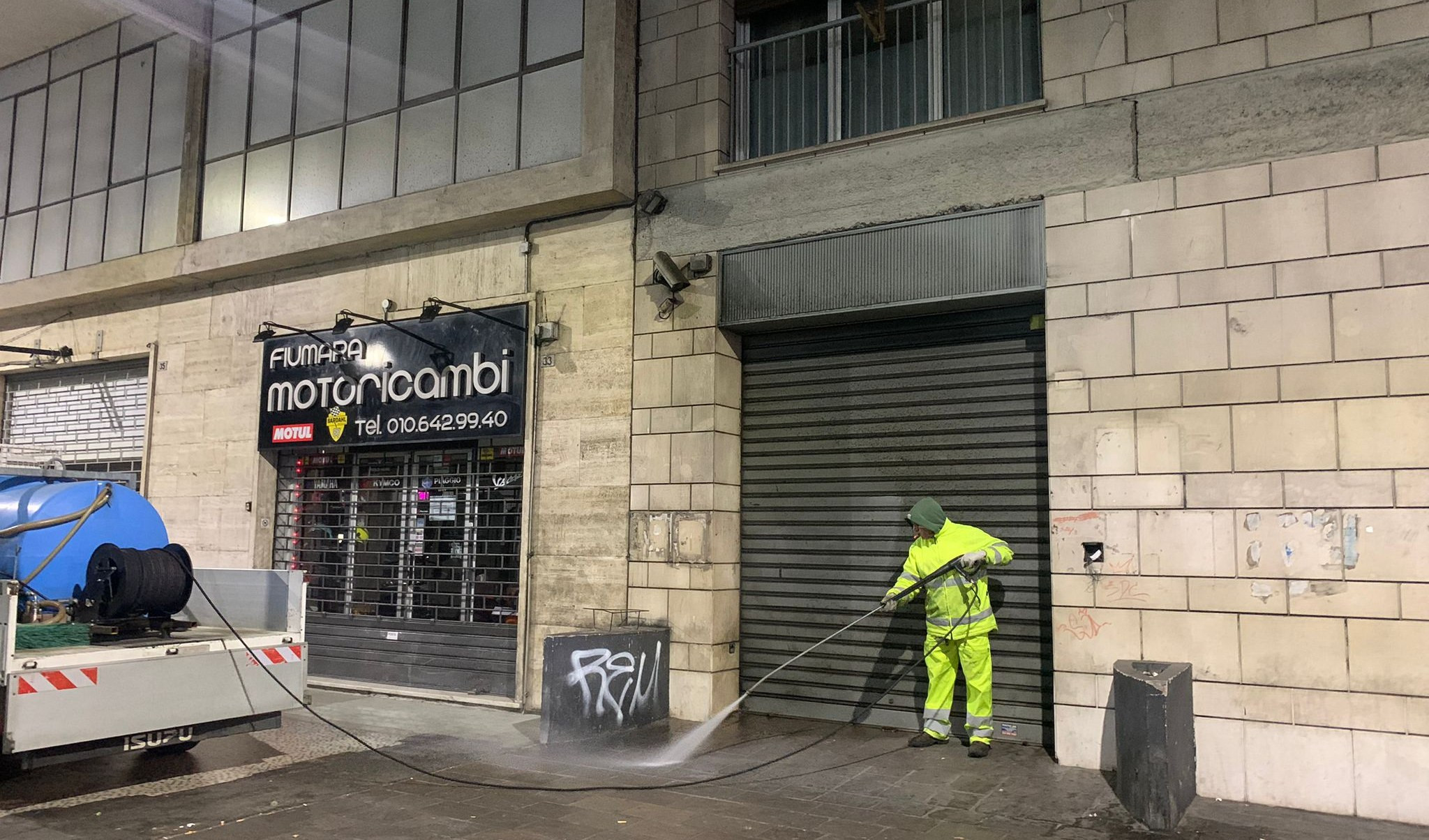 Genova, ordigno bellico in garage: palazzo evacuato