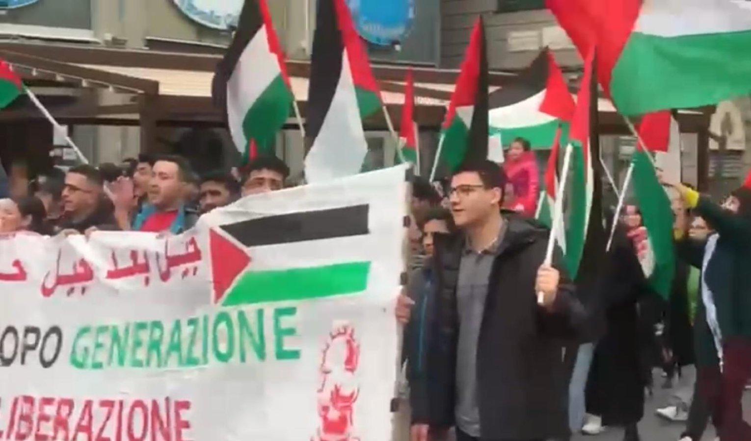 Genova, corteo pro Palestina per le vie della città