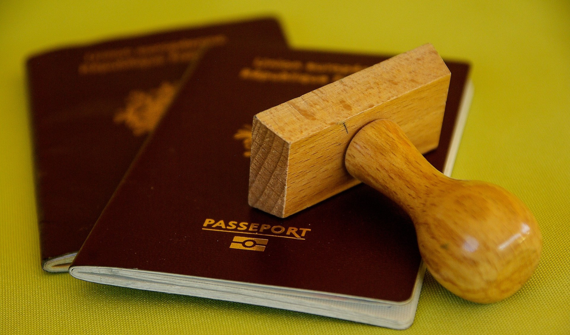 Caos rinnovo passaporti, ecco come farlo online