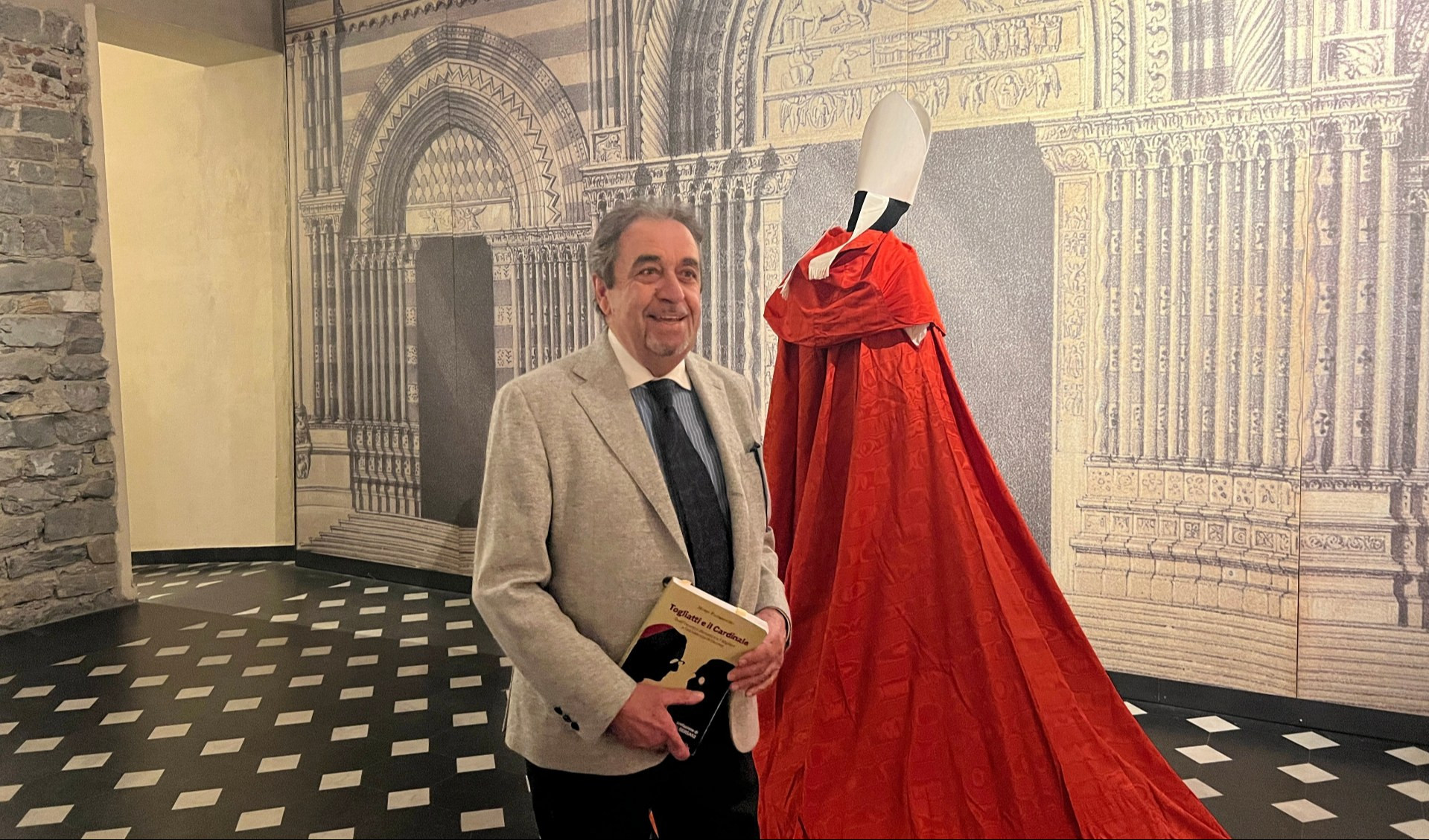 L'abito cardinalizio di Siri incontra l'epistolario 'immaginato' da Mario Paternostro con Togliatti