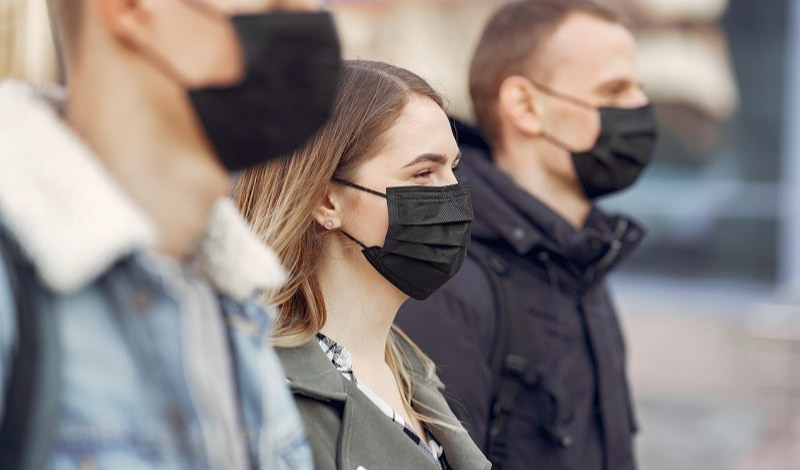 Controlli green pass e mascherine a Genova: 20 multati