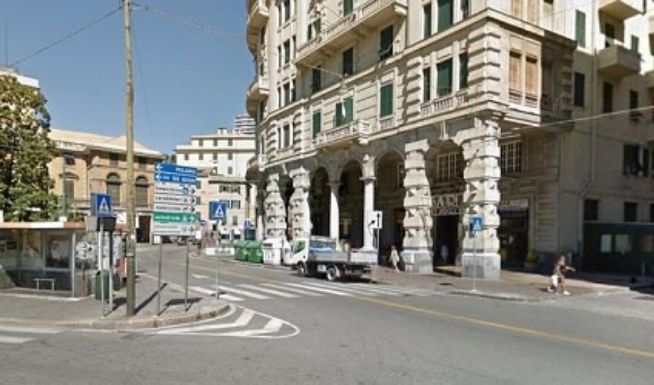 Genova, rissa ancora mascherati per Halloween: arrestati cinque giovani