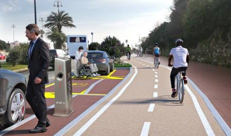 Genova, aperta un'altra tratta della pista ciclabile di corso Italia