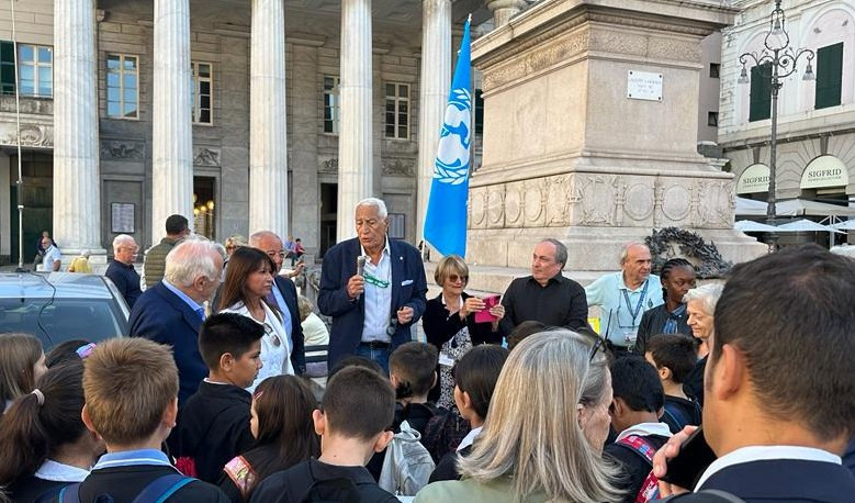 Unicef in piazza con forze dell'ordine e 