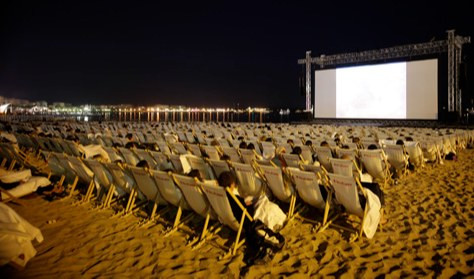Tutti in spiaggia a vedere film (gratis): è il ‘Cinema de la plage’