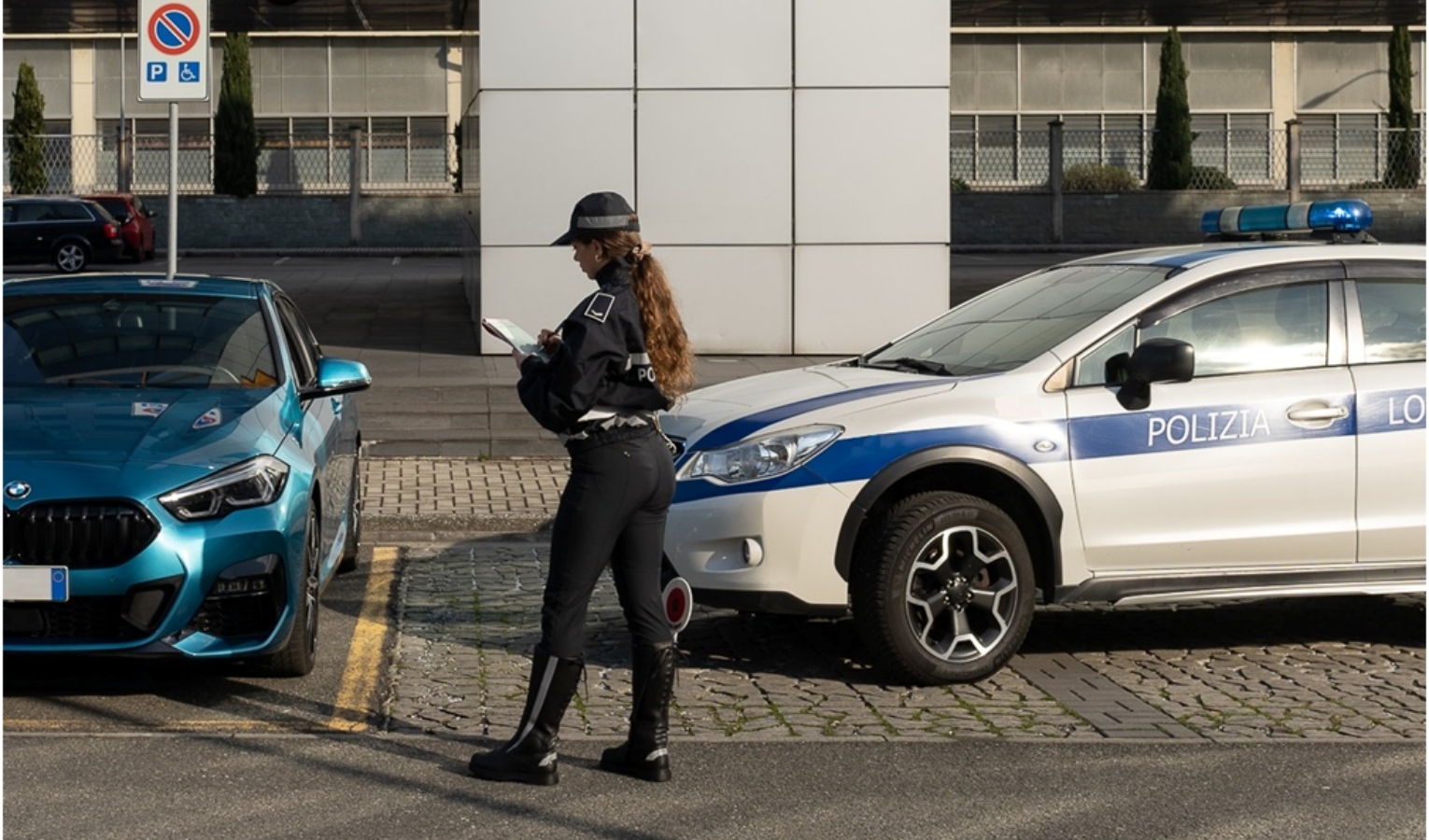 8 marzo, la polizia locale a De Ferrari contro la violenza di genere