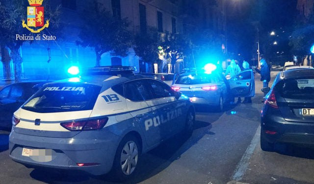 Genova, tre rapine in una serata: trio di giovanissimi agli arresti domiciliari