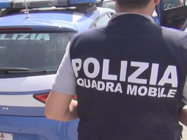 Rapinò una coppia di anziani sulla passeggiata di Nervi, arrestato