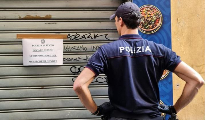 Genova, nel locale pregiudicati e spaccio di droga: sospesa la licenza