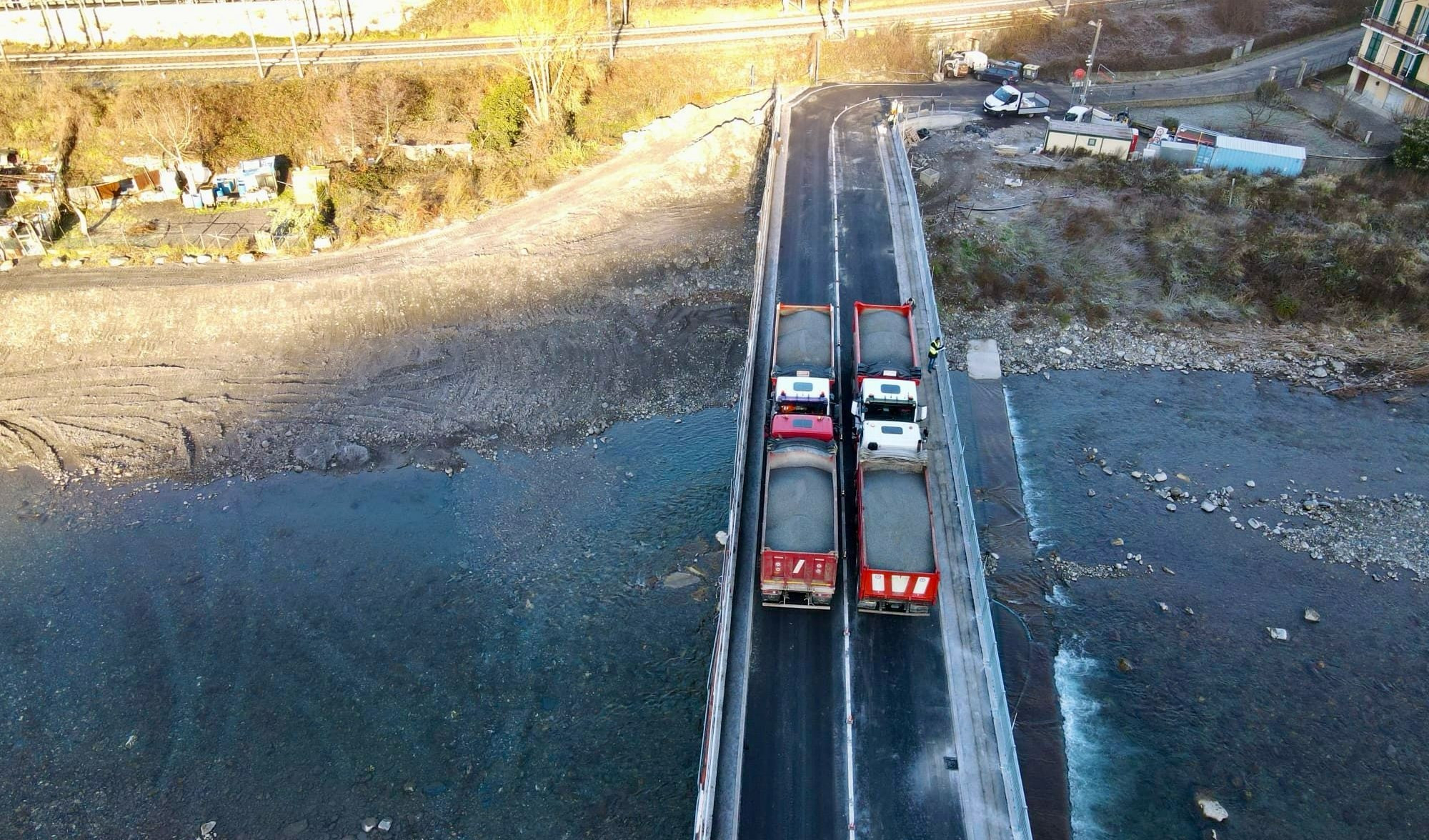 Ronco Scrivia, ponte Pietrafaccia apre ai mezzi pesanti