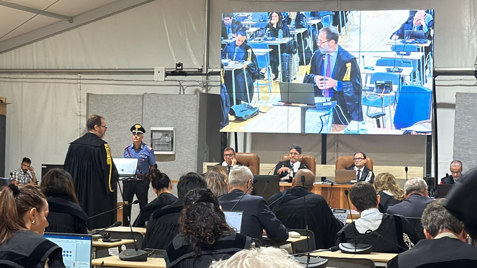 Processo Morandi, il focus su Castellucci prima delle richieste pene
