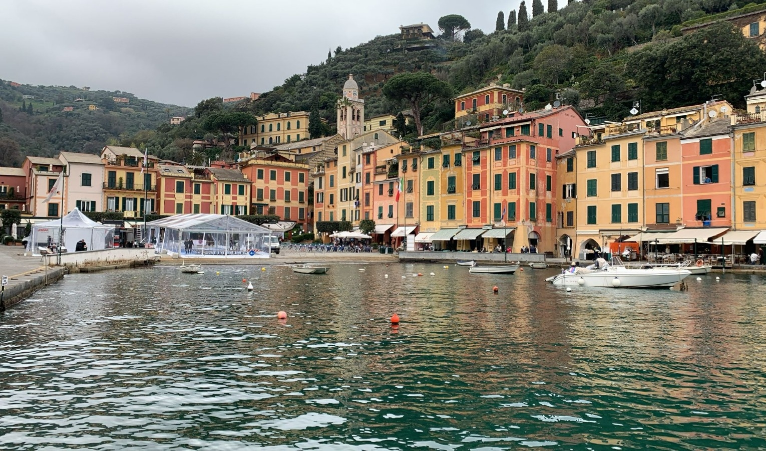 Un borgo sul mare