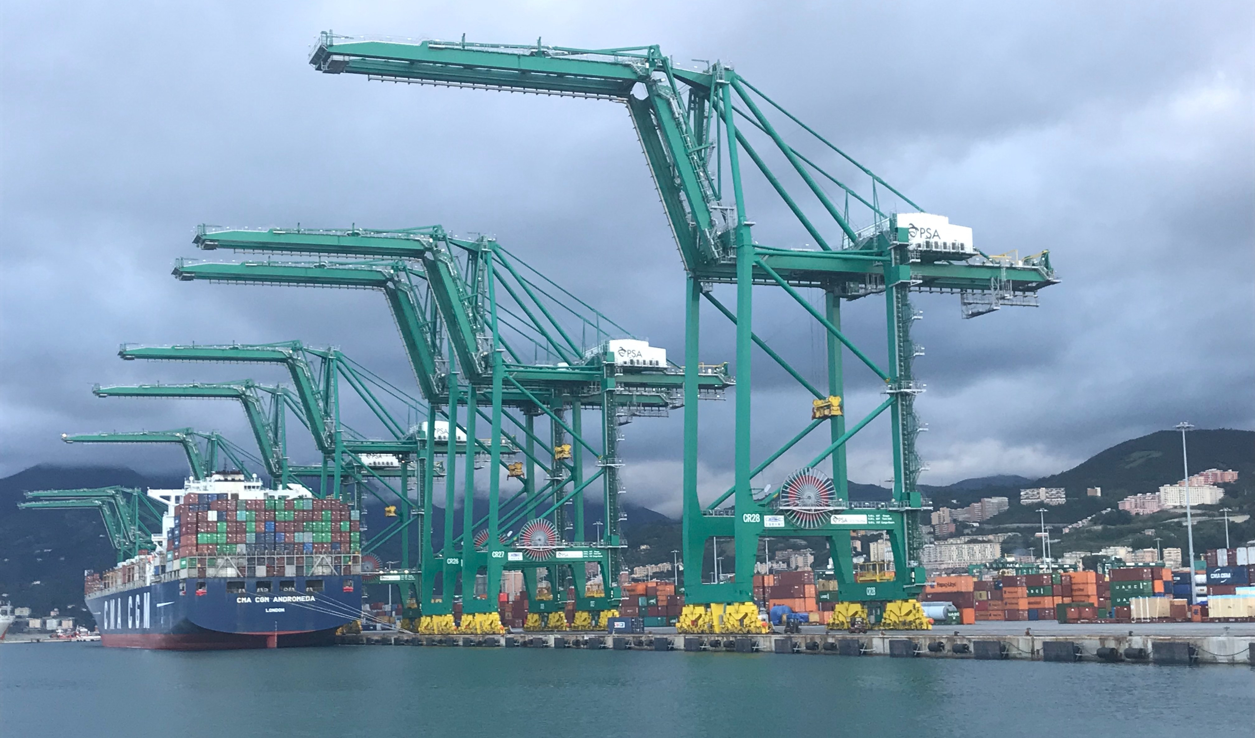 Container, 2021 da primato per i porti di Genova e Vado