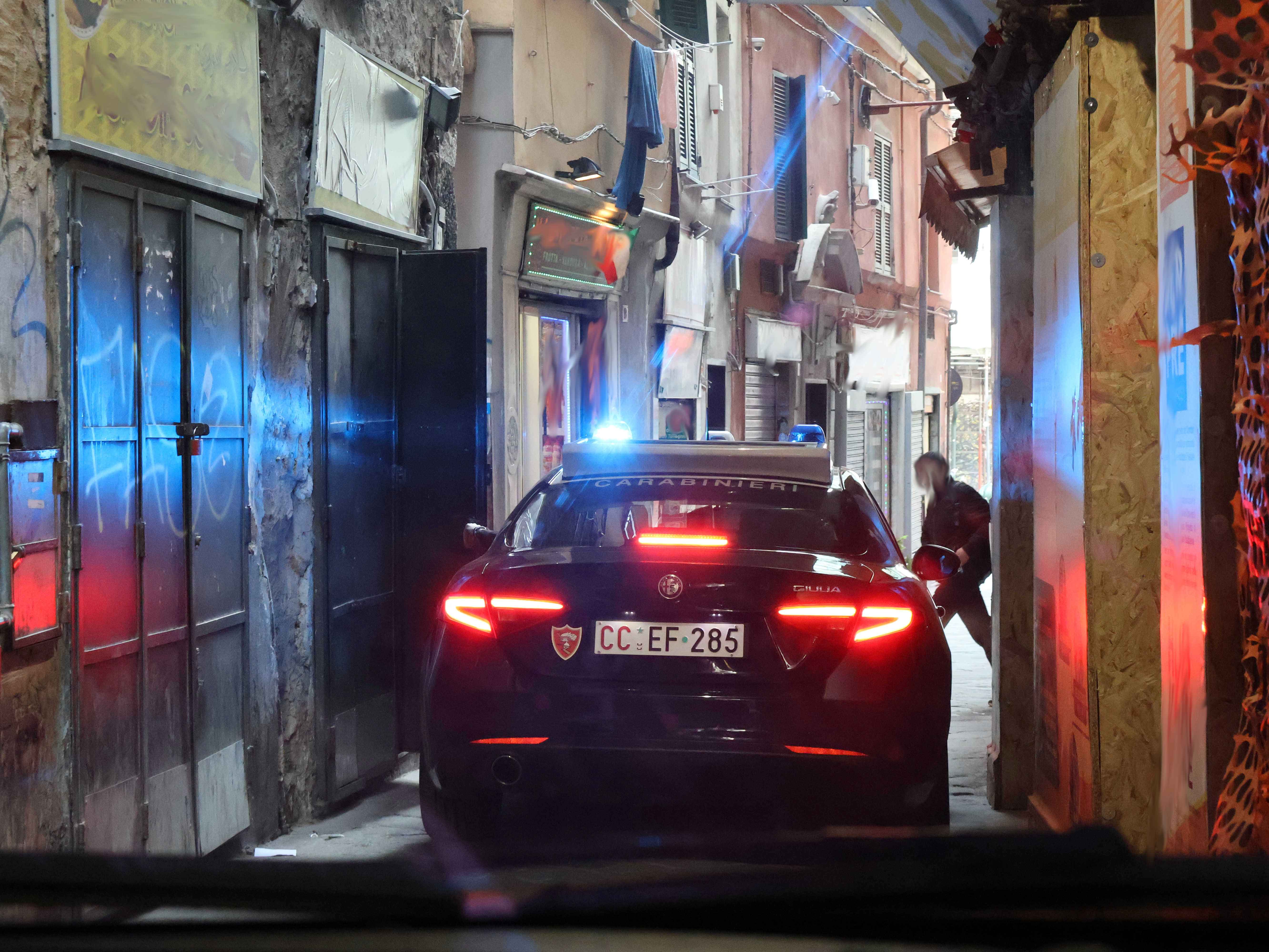 Arrestato ladro seriale: nel cellulare la gallery dei sopralluoghi negli appartamenti 