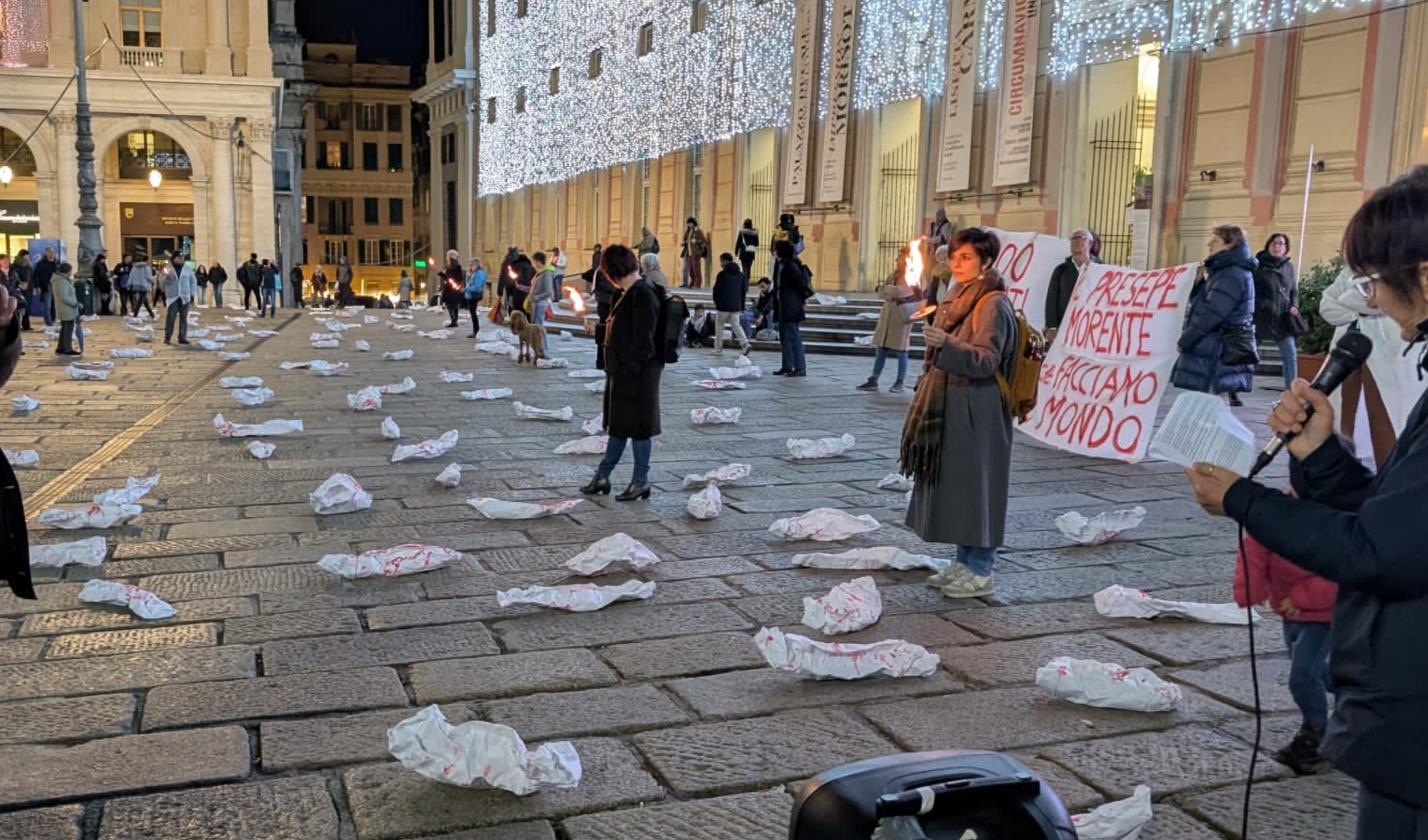 fagottini bianchi per terra 