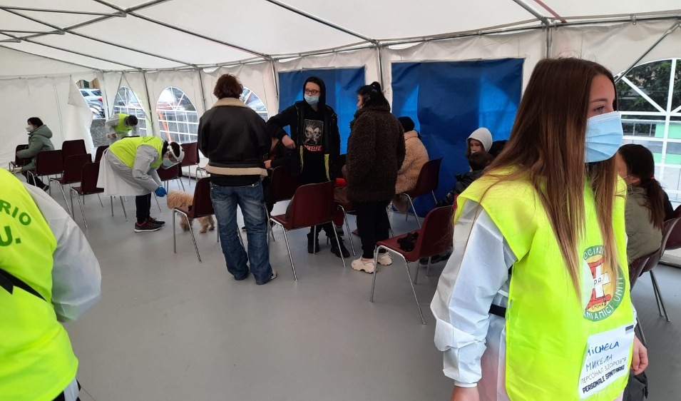 Savona, attivo l'infopoint per i profughi ucraini 7 giorni su 7