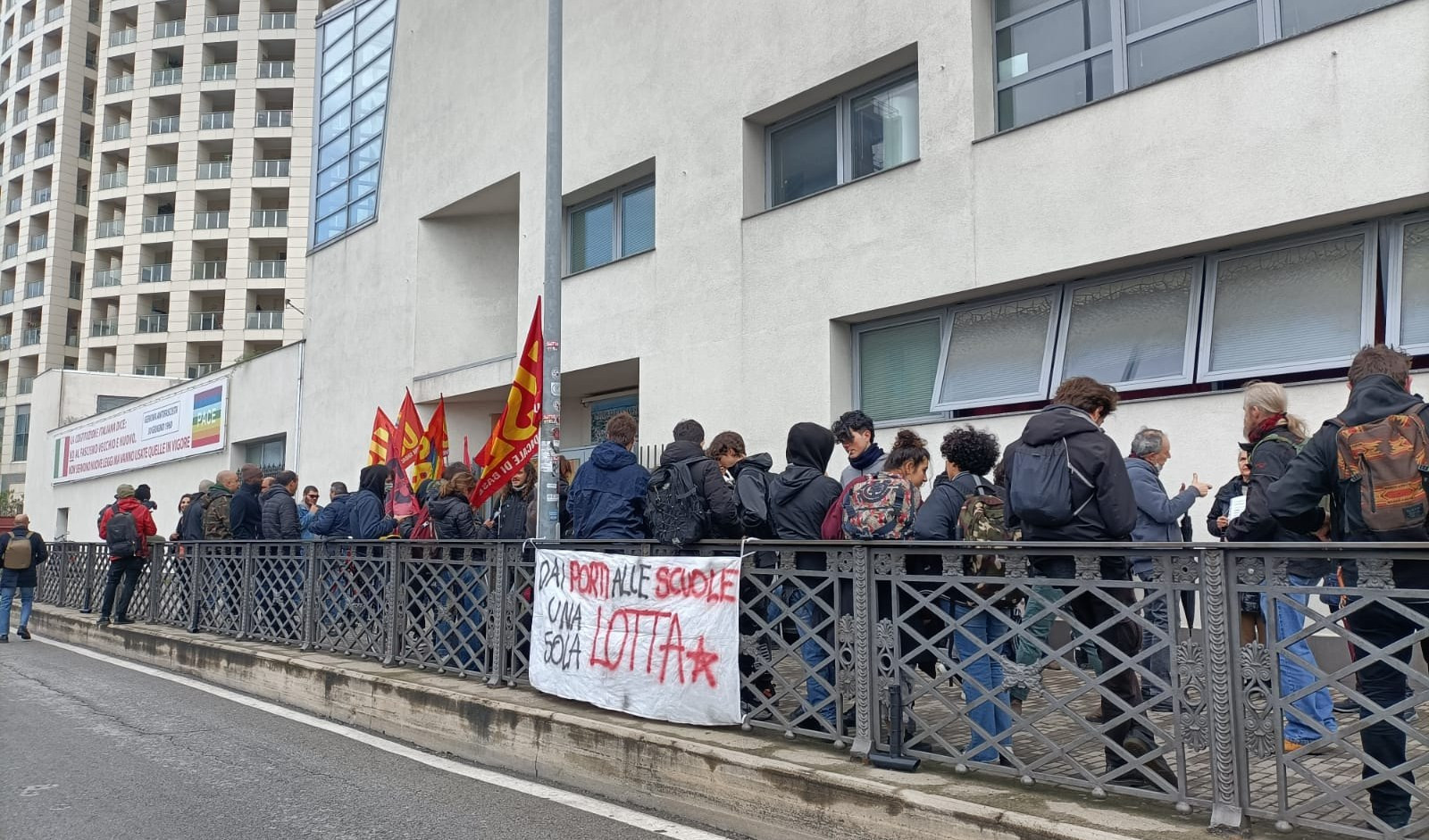 Genova, blocco al varco Etiopia contro il traffico di armi nei porti