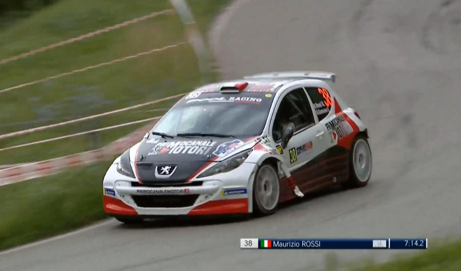 45° Rally 1000 Miglia - PS 2 - Provaglio Val Sabbia: la Peugeot 207 Super 2000 Primocanale 40