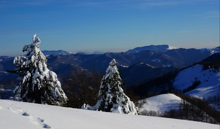 Val D'Aveto, calcolano male i tempi, escursioniste bloccate sul Ramaceto