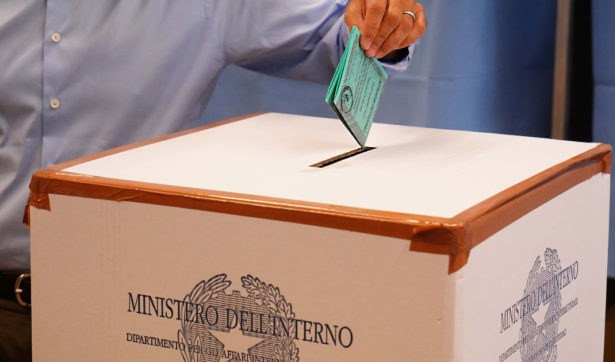 Cinque referendum: si vota domenica 8 e lunedì 9 giugno