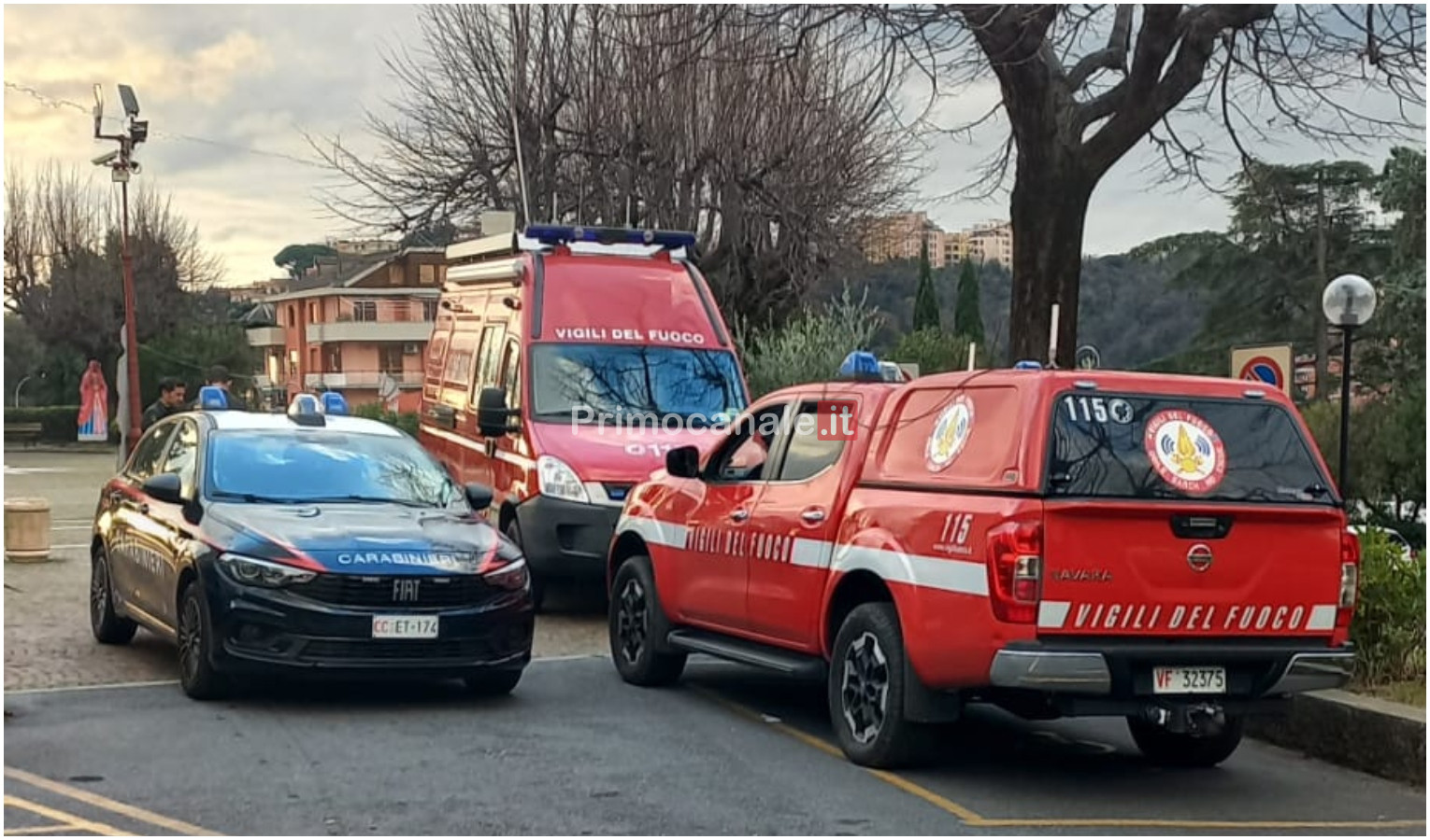 Un'auto dei carabinieri
