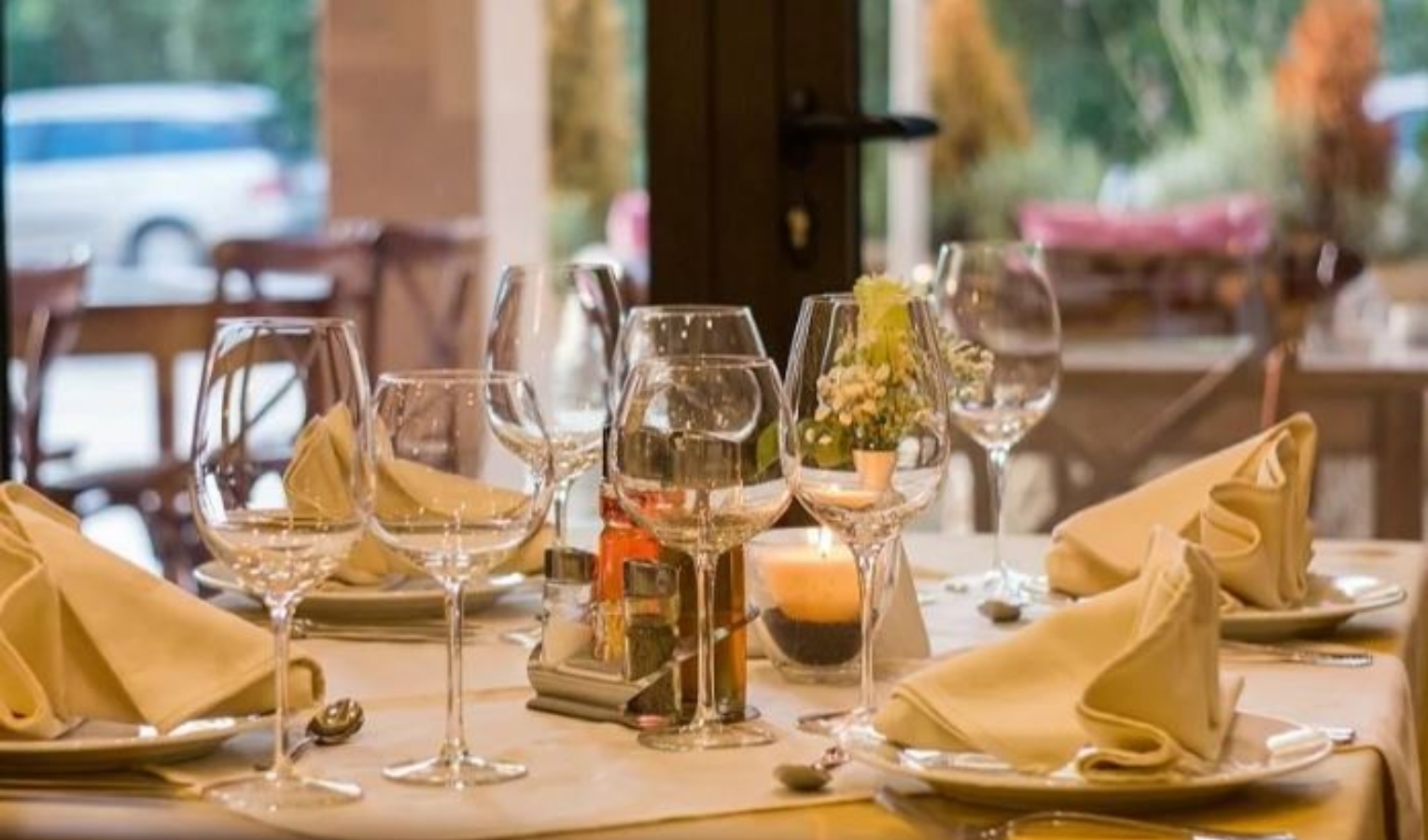 Genovesi e turisti scelgono il pranzo di Pasqua al ristorante