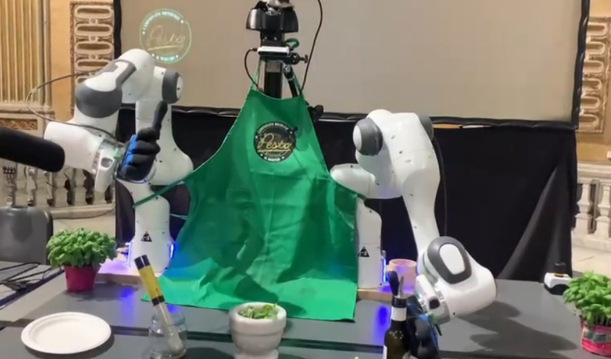 Campionato mondiale del pesto, a preparare la salsa genovese anche un robot