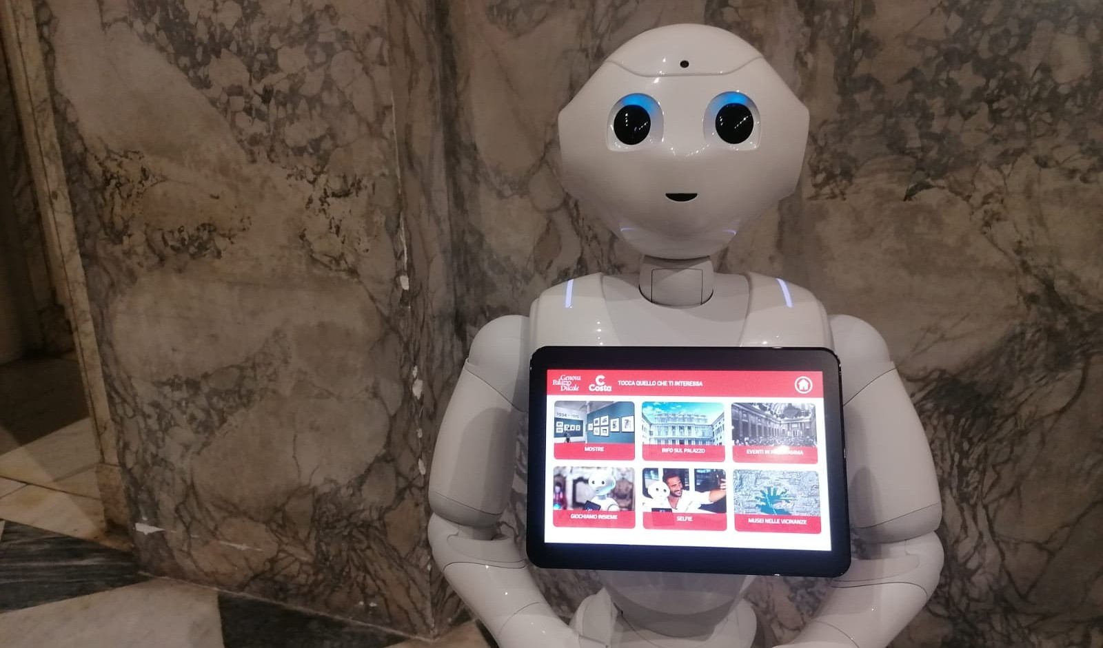A Palazzo Ducale due robot 'Pepper' per informare e intrattenere i visitatori