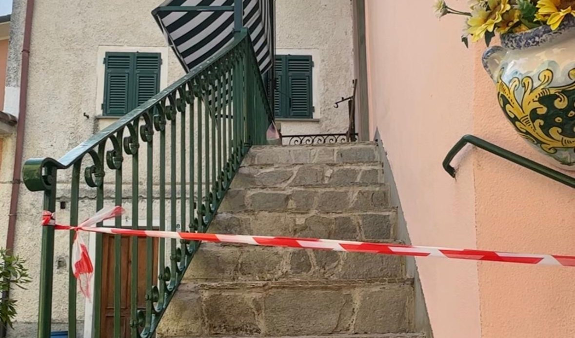 Feriti a colpi di roncola, migliorano le condizioni dei due coniugi