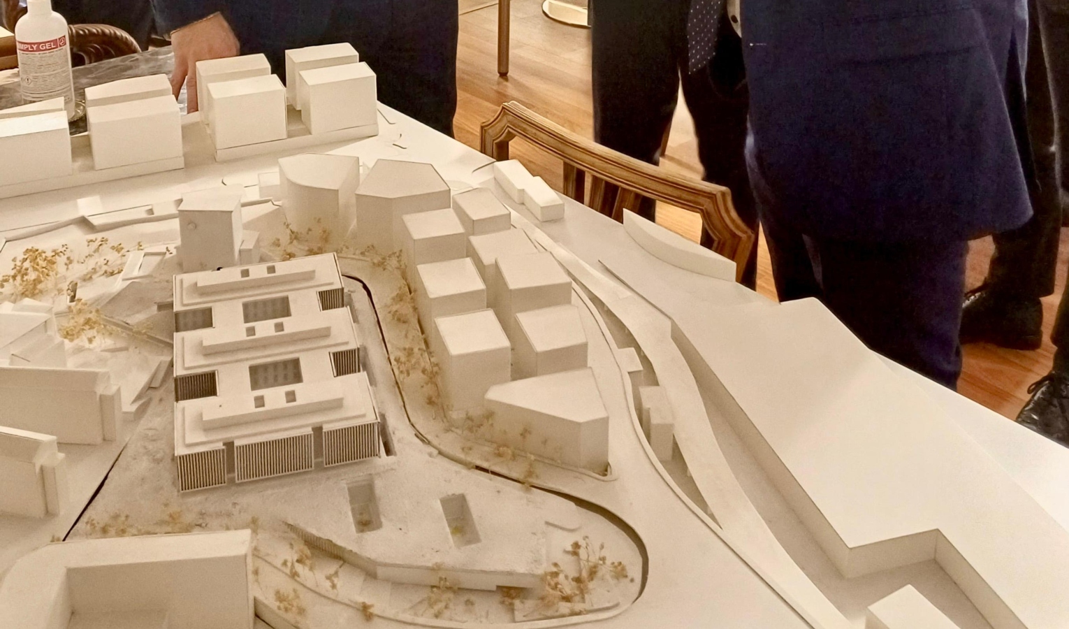 I consiglieri regionali del Pd Sanna e Ioculano in visita al Galliera