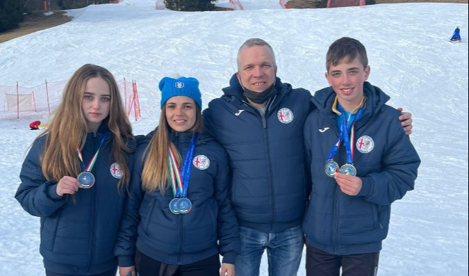 Sci alpino sordi, pioggia di medaglie per gli atleti genovesi