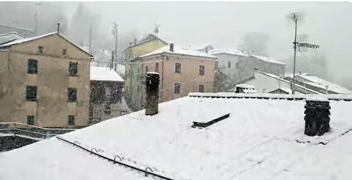 Neve in Liguria: i video dei telespettatori
